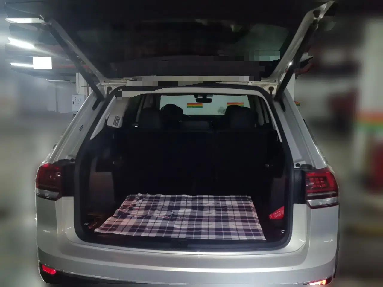 Volkswagen Teramont 2019 380TSI Four-Wheel Drive Luxury Version China VI Standard — миниатюра 19