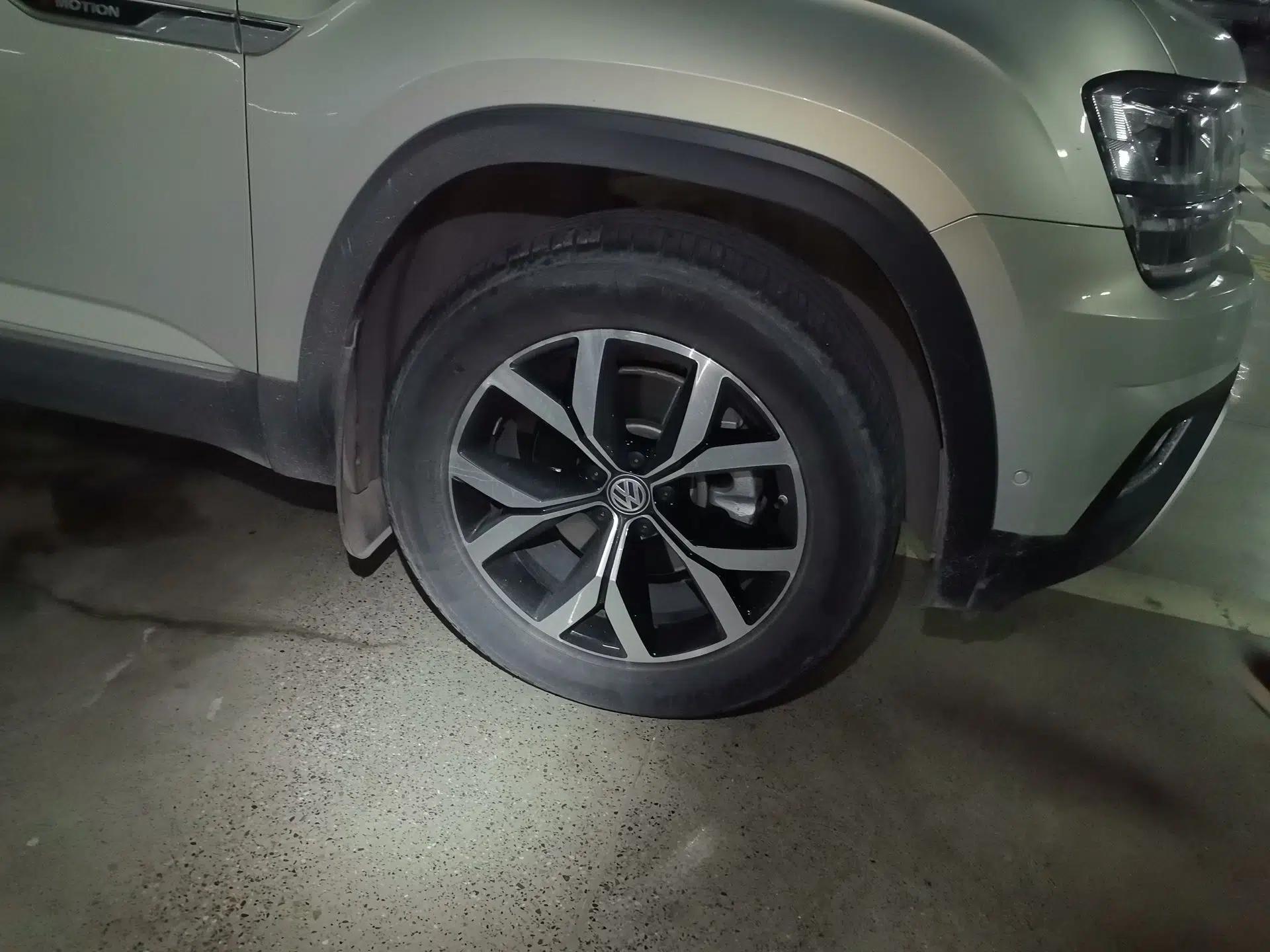 Volkswagen Teramont 2019 380TSI Four-Wheel Drive Luxury Version China VI Standard — миниатюра 8