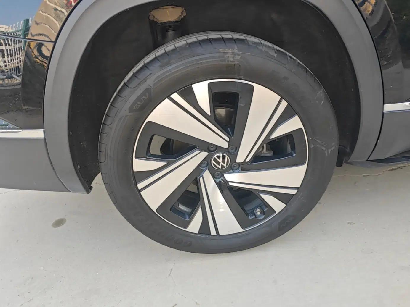 Volkswagen Teramont 2024 380TSI Four-Wheel Drive Prestige Luxury Edition — миниатюра 11