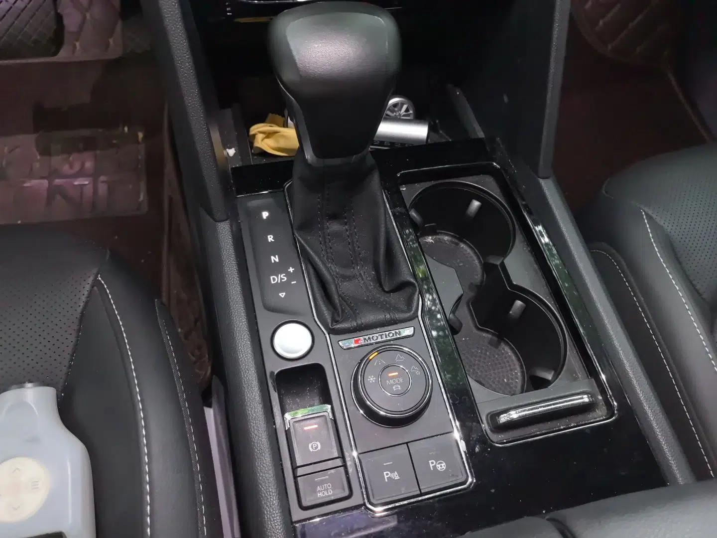 Volkswagen Teramont 2020 380TSI Four-Wheel Drive Luxury Version China VI Standard — миниатюра 14