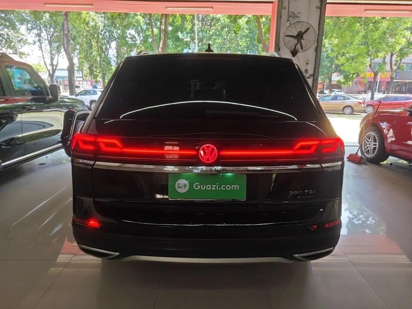 Volkswagen Teramont 2022 380TSI Four-Wheel Drive Luxury Edition — миниатюра 5