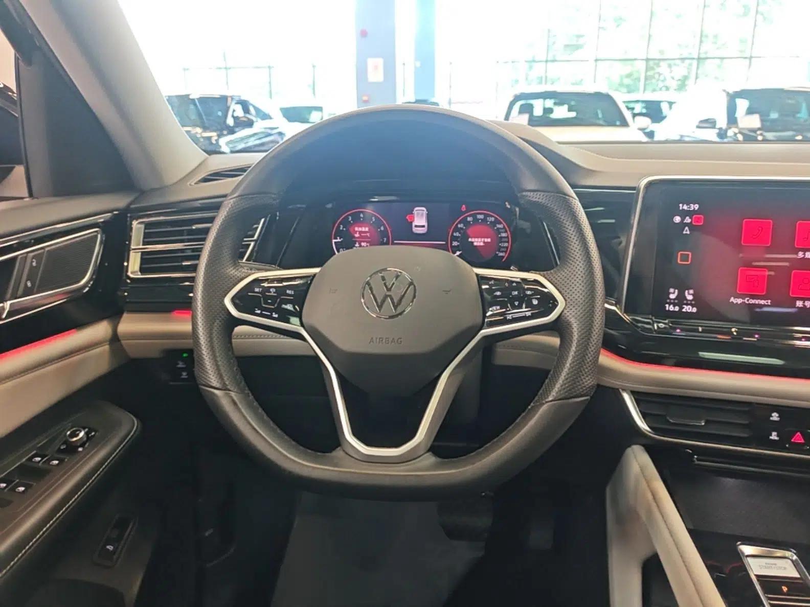 Volkswagen Teramont 2024 380TSI All-Wheel Drive Longyao Edition — миниатюра 13