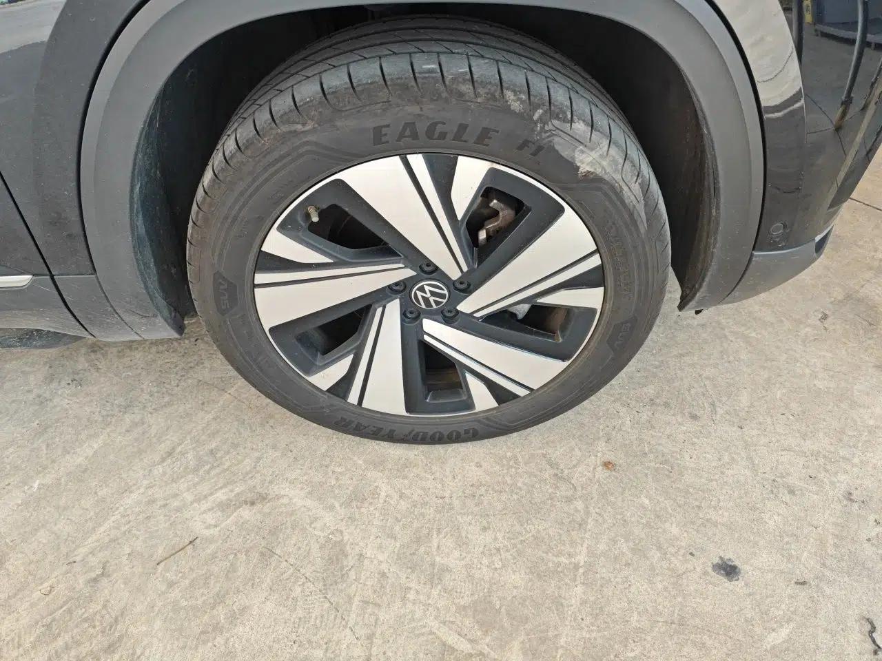 Volkswagen Teramont 2024 380TSI All-Wheel Drive Longyao Edition — миниатюра 8