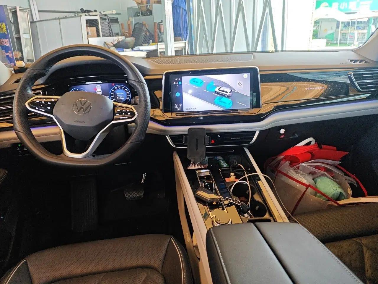 Volkswagen Teramont 2024 380TSI All-Wheel Drive Longyao Edition — миниатюра 9