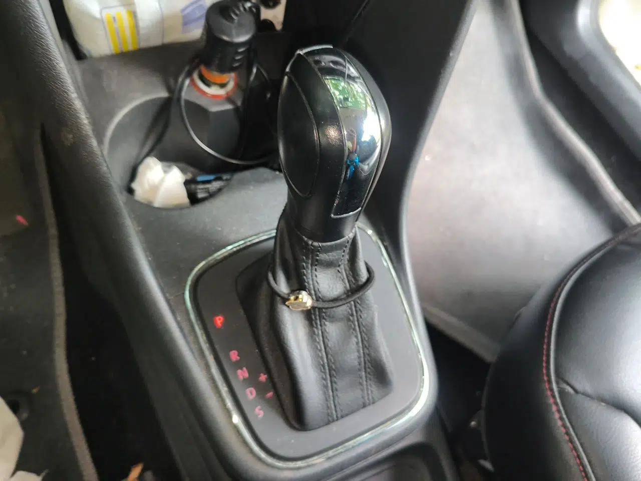 Volkswagen Polo 2014 1.6L Automatic Comfort Edition — миниатюра 11