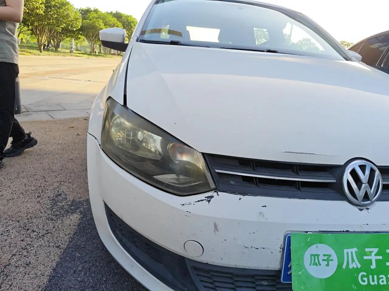 Volkswagen Polo 2011 1.4L Manual ZhiLe Edition — миниатюра 7