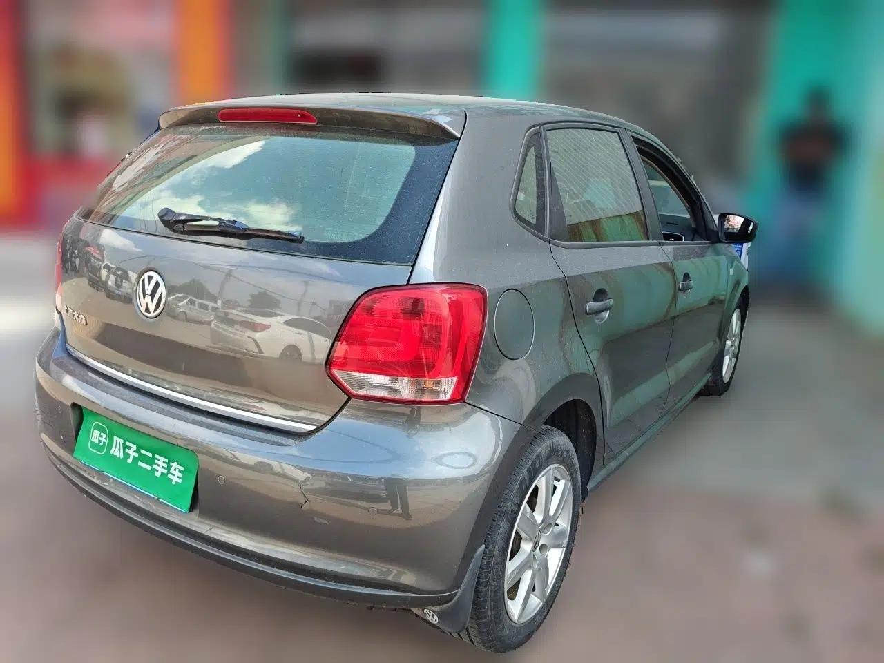 Volkswagen Polo 2011 1.4L Automatic ZhiCool Edition — миниатюра 6