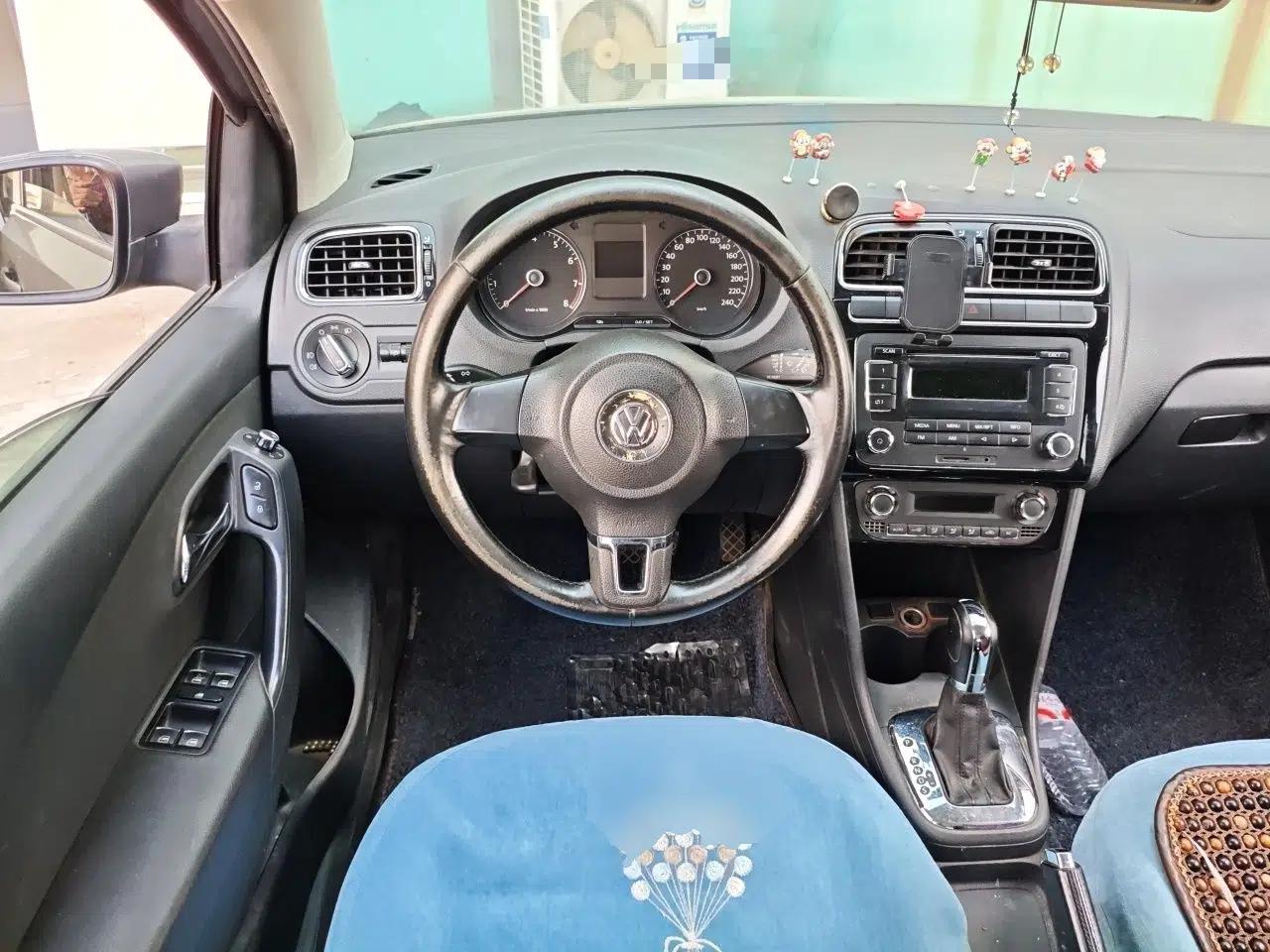 Volkswagen Polo 2011 1.4L Automatic ZhiCool Edition — миниатюра 10