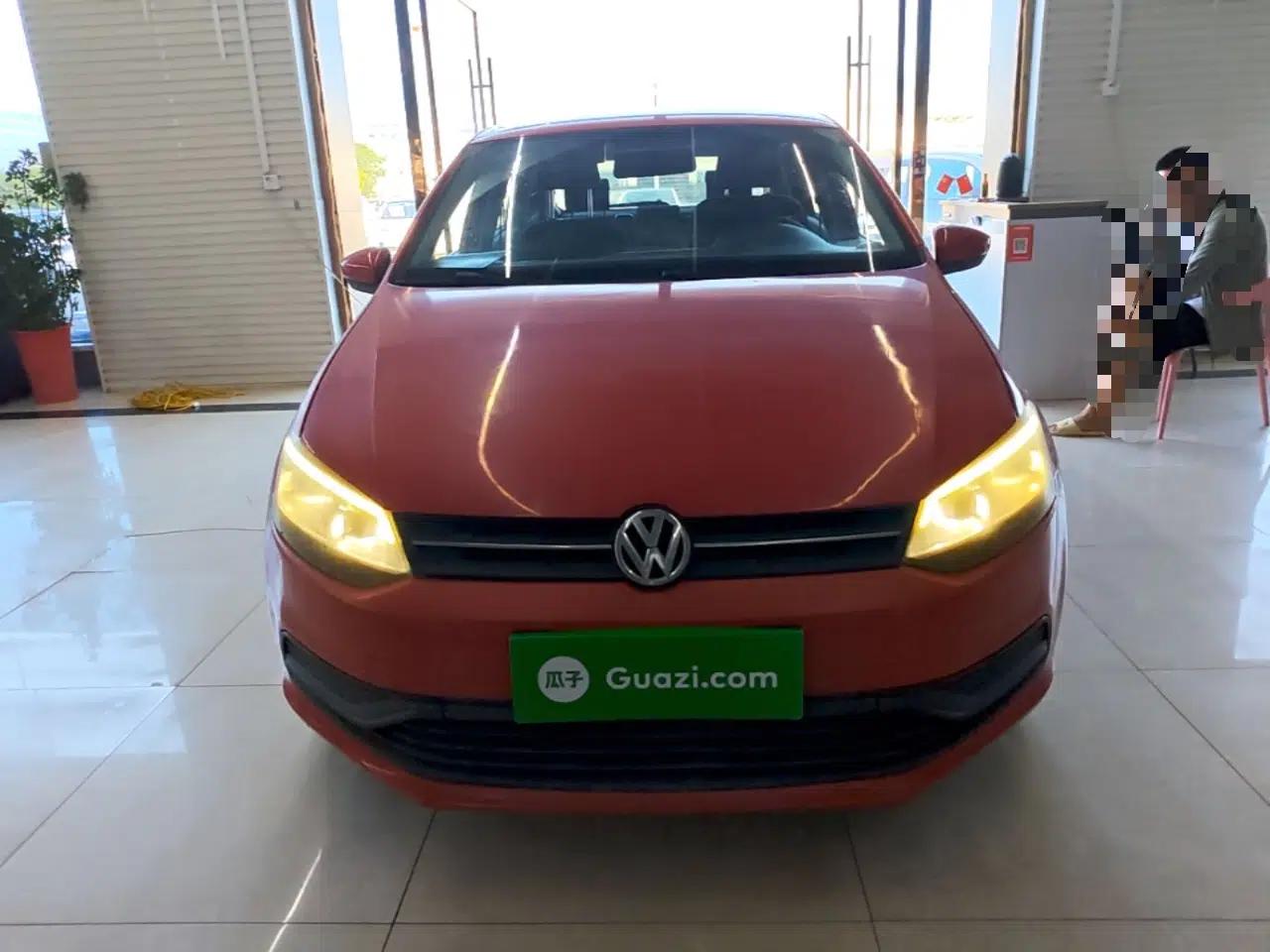 Volkswagen Polo 2016 1.4L Automatic Trendy Model — миниатюра 2