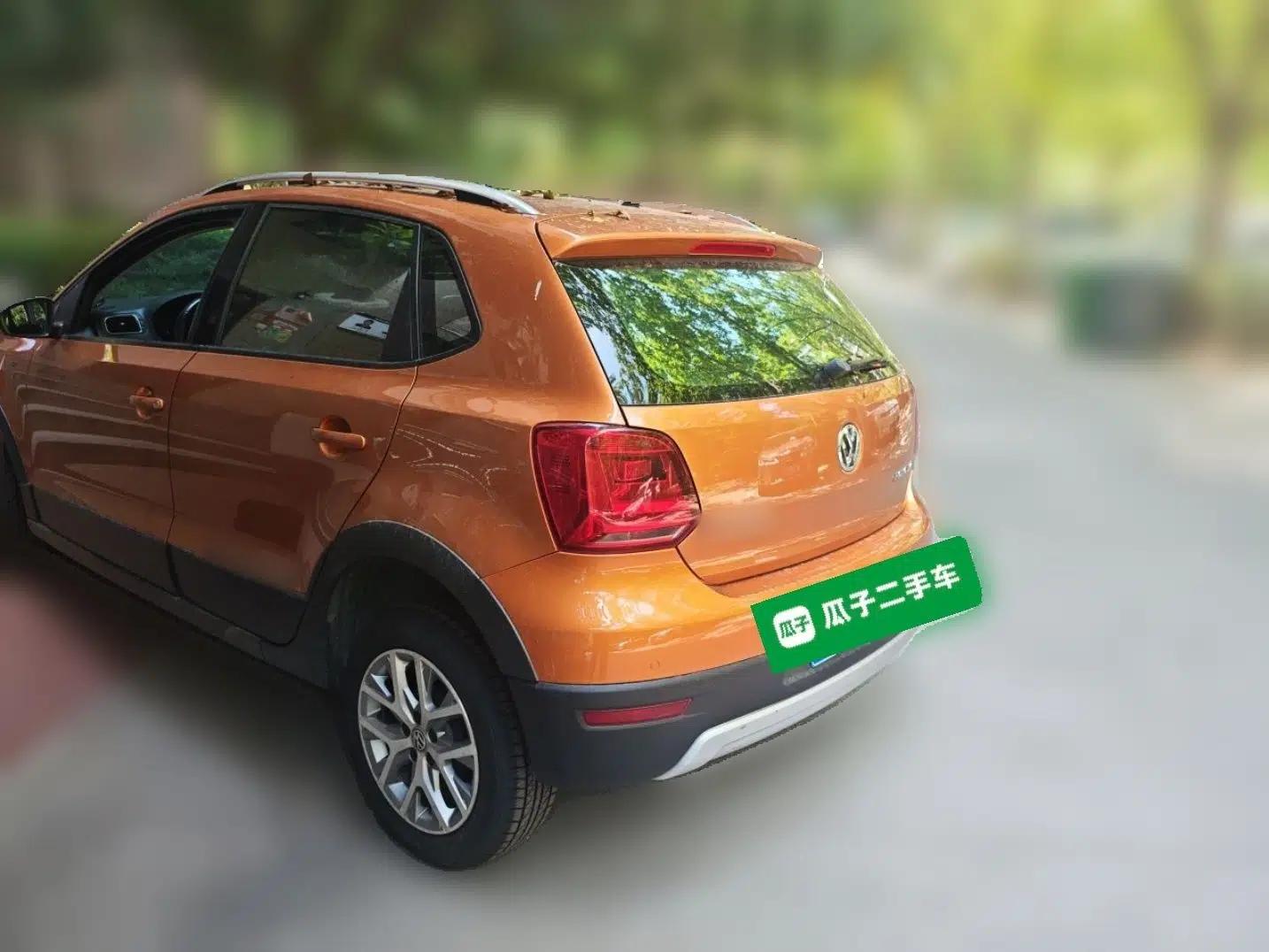 Volkswagen Polo 2014 1.6L Cross Polo Automatic — миниатюра 4