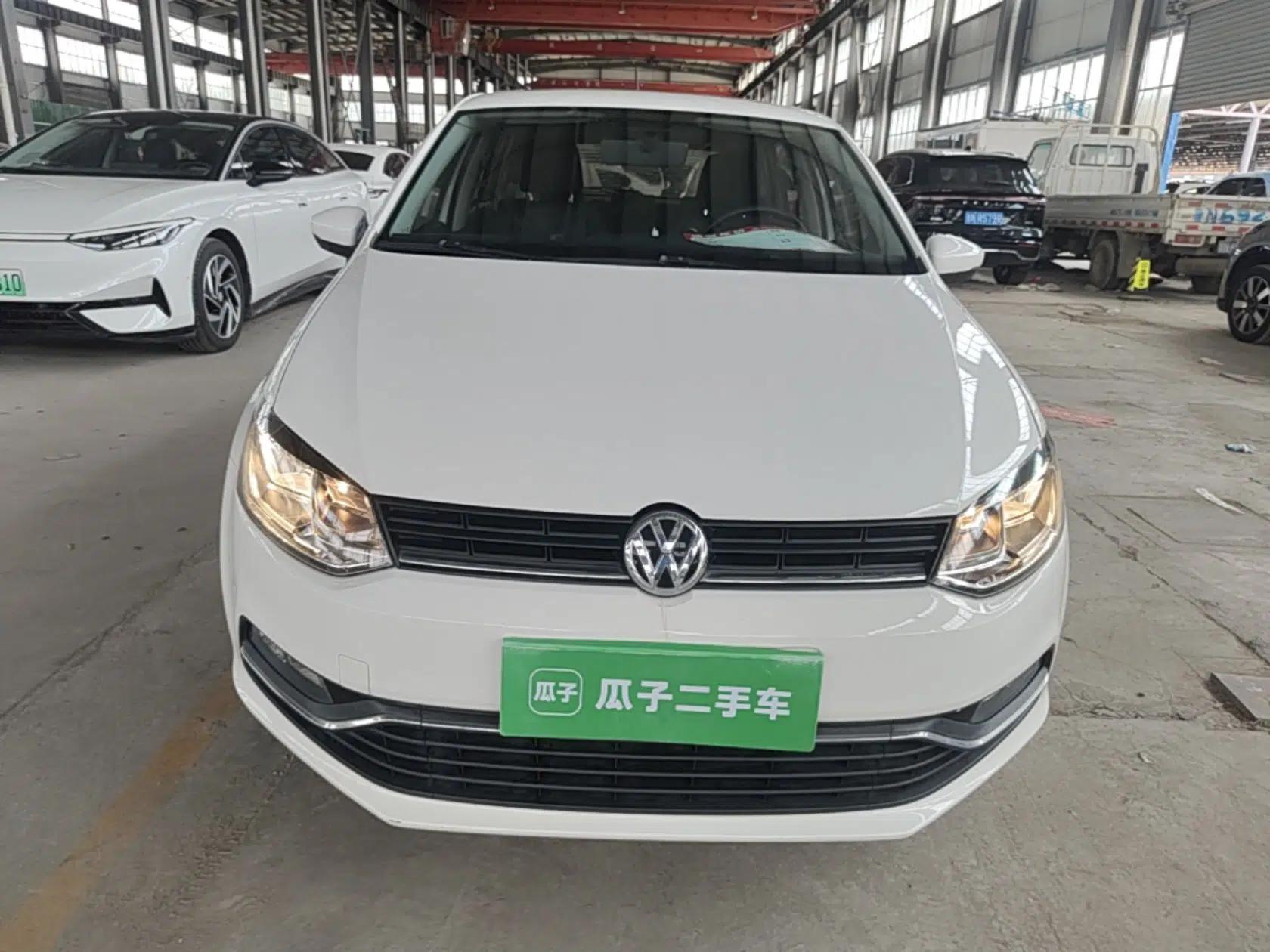 Volkswagen Polo 2016 1.6L Automatic Comfort Model — миниатюра 2