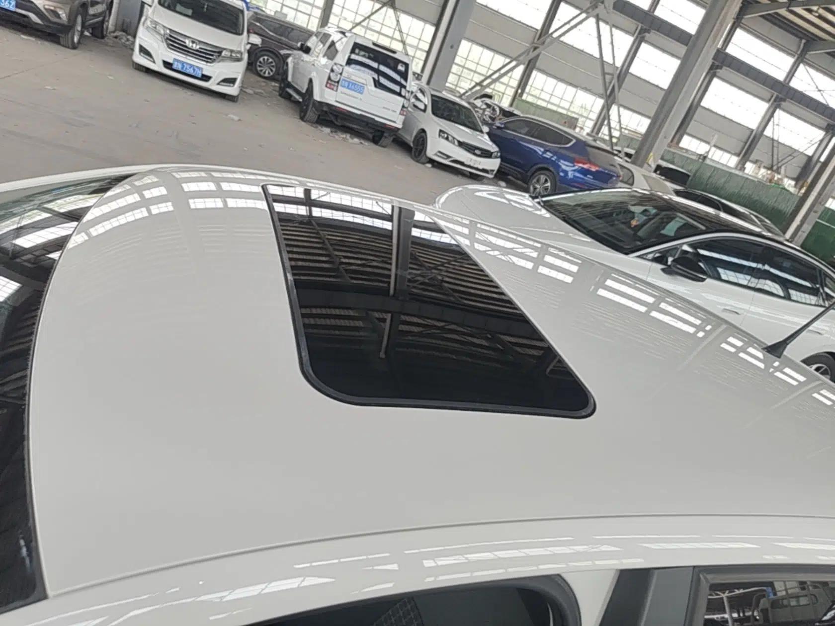 Volkswagen Polo 2016 1.6L Automatic Comfort Model — миниатюра 7