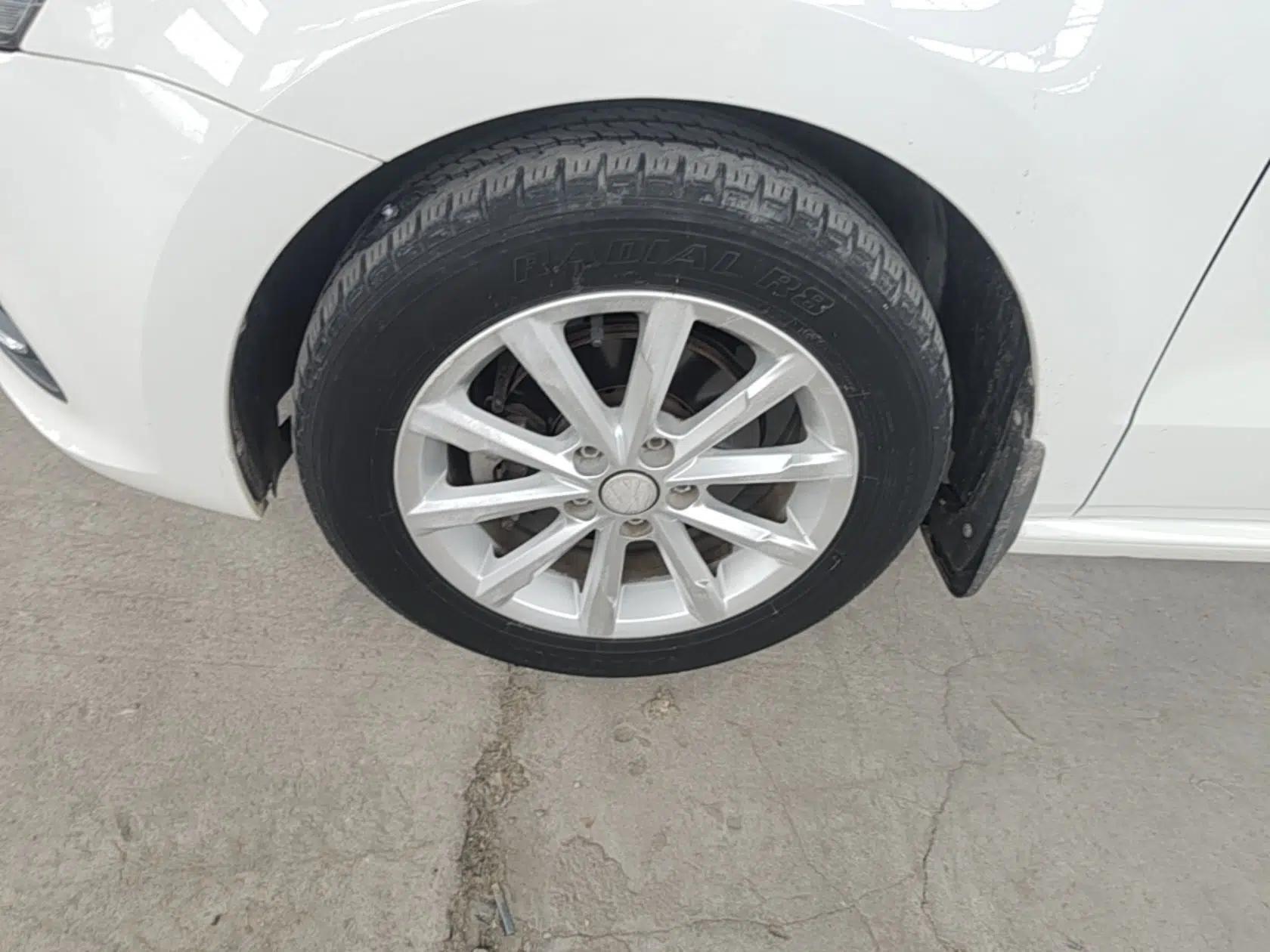 Volkswagen Polo 2016 1.6L Automatic Comfort Model — миниатюра 10