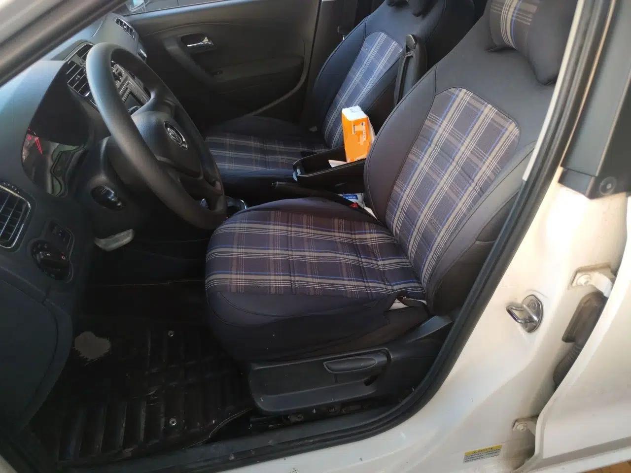 Volkswagen Polo 2014 1.4L Automatic Comfort Edition — миниатюра 15
