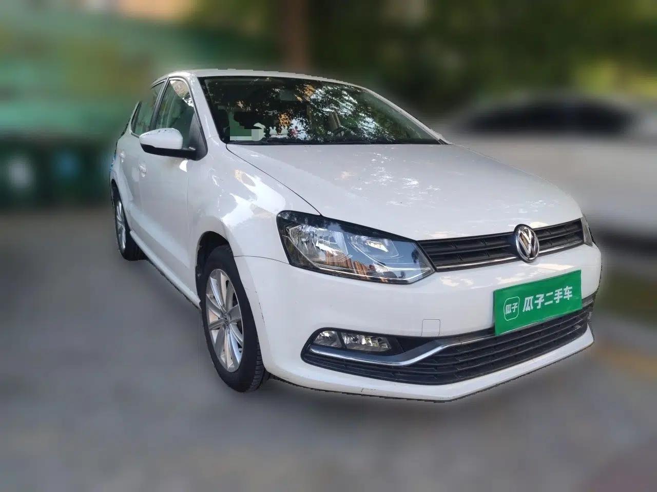Volkswagen Polo 2014 1.4L Automatic Comfort Edition — миниатюра 3