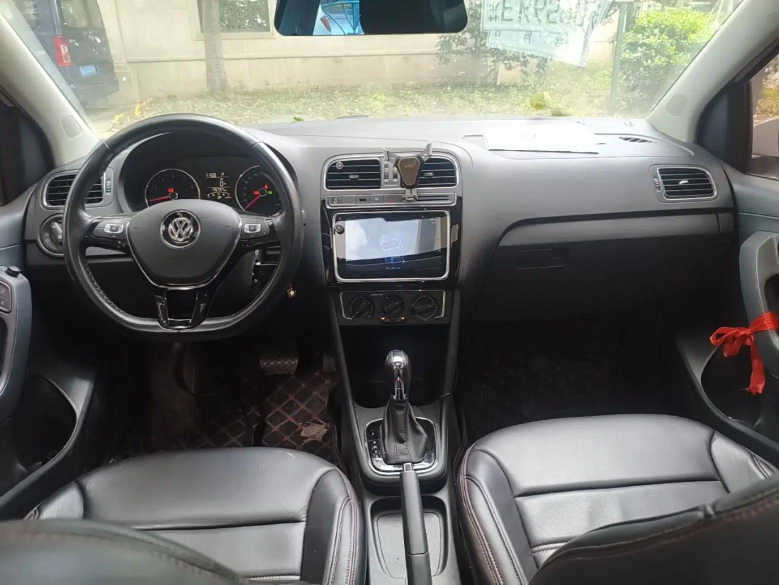 Volkswagen Polo 2018 1.5L Automatic Enjoyment Model — миниатюра 12