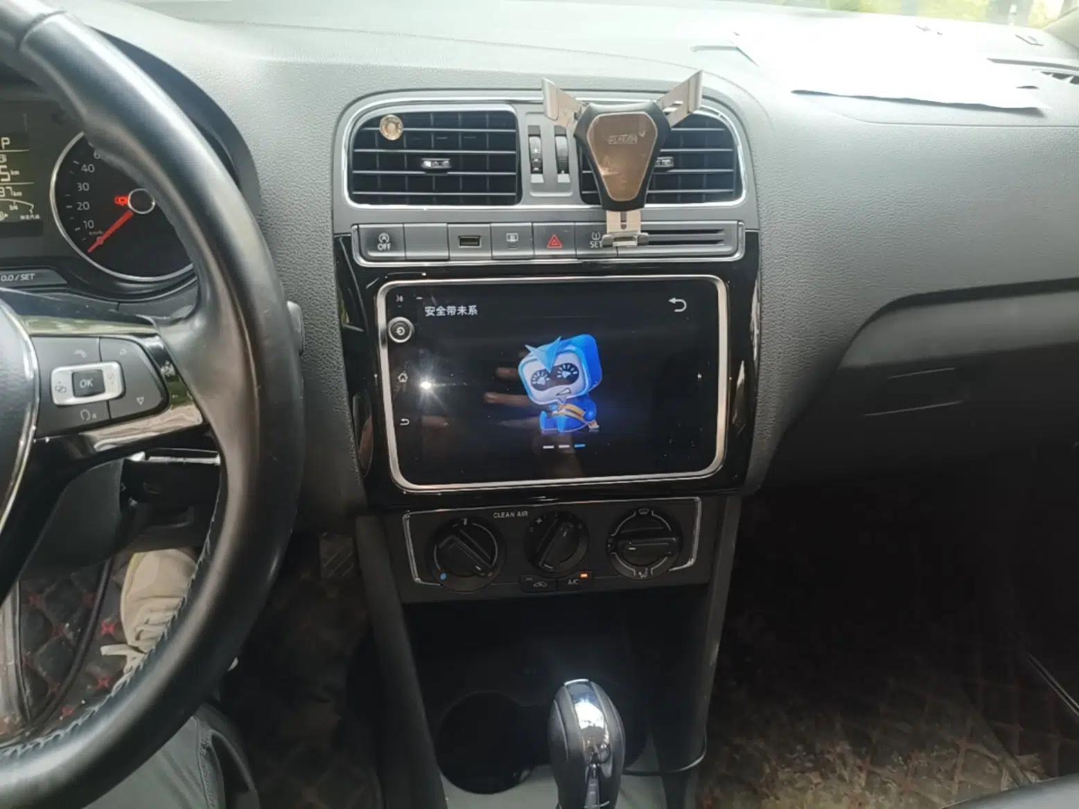 Volkswagen Polo 2018 1.5L Automatic Enjoyment Model — миниатюра 15