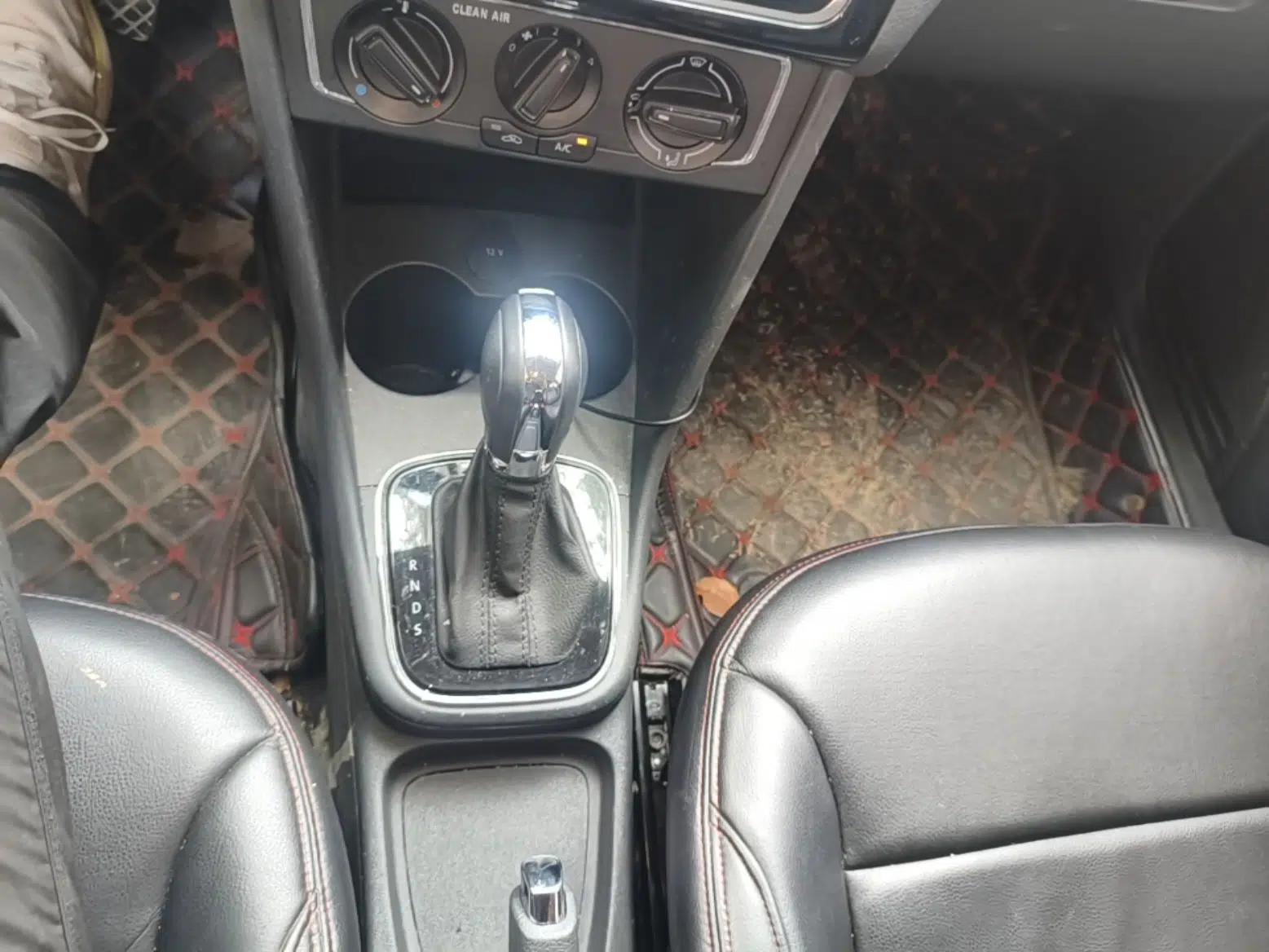 Volkswagen Polo 2018 1.5L Automatic Enjoyment Model — миниатюра 16