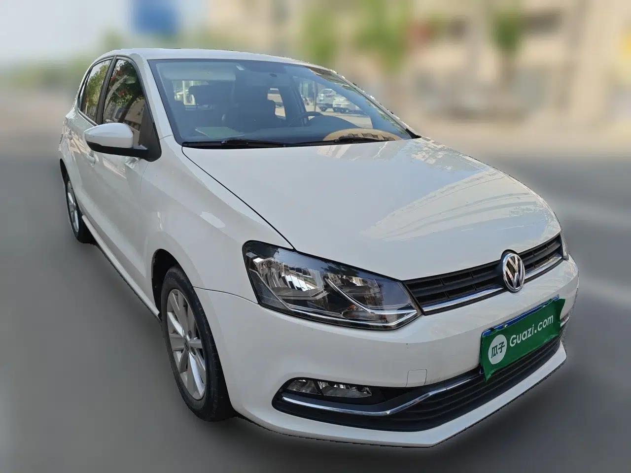 Volkswagen Polo 2016 1.6L Automatic Comfort Model — миниатюра 3