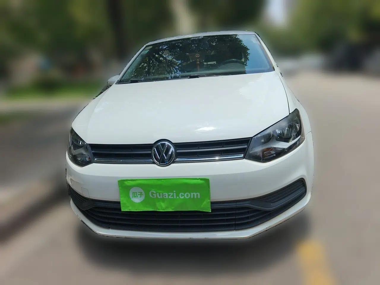 Volkswagen Polo 2016 1.4L Automatic Trendy Model — миниатюра 2