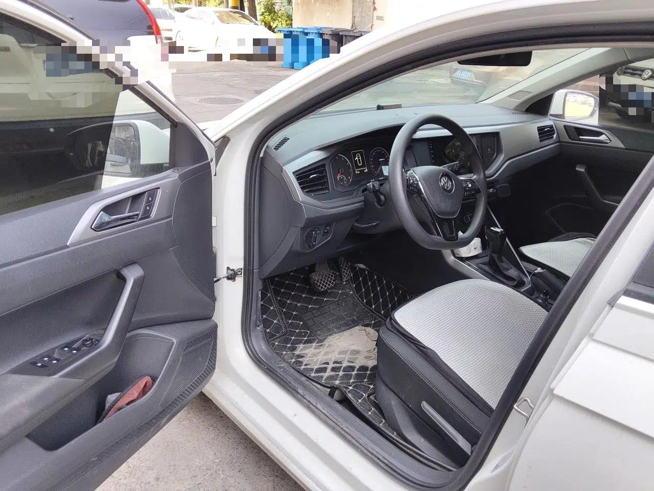 Volkswagen Polo 2019 Plus 1.5L Automatic Panoramic Enjoyment Edition — миниатюра 16