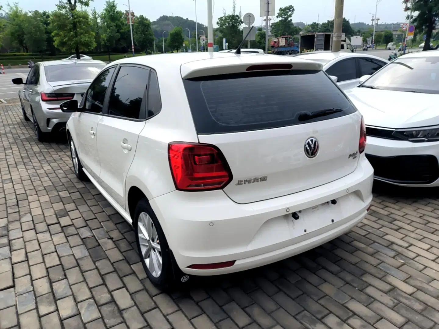 Volkswagen Polo 2018 1.5L Automatic Enjoyment Model — миниатюра 4