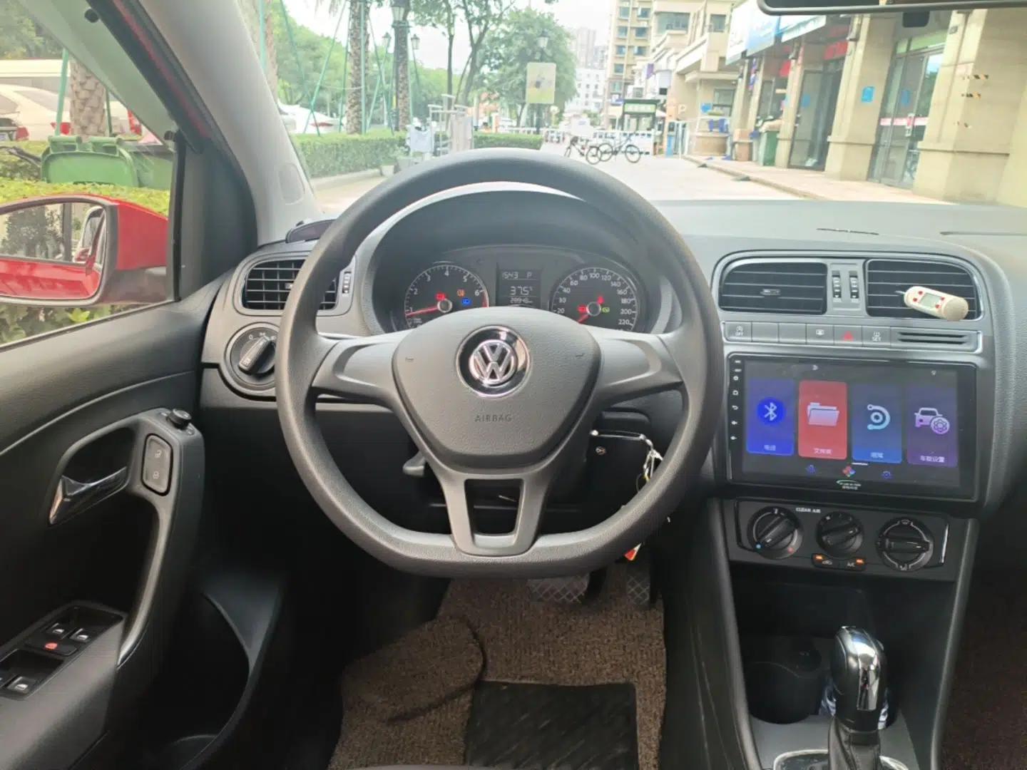 Volkswagen Polo 2018 1.5L Automatic Advanced Driving Model — миниатюра 13