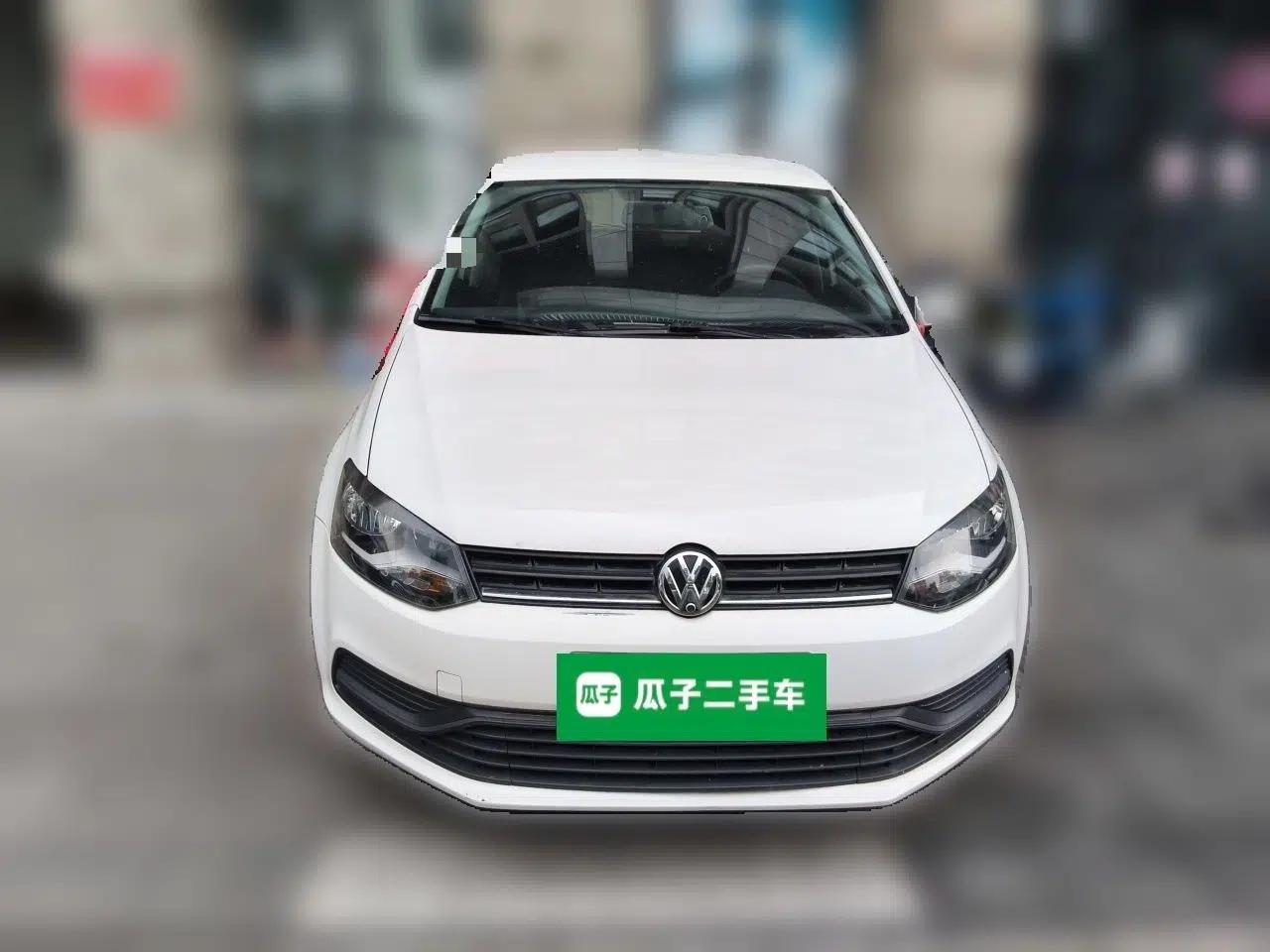 Volkswagen Polo 2016 1.4L Automatic Trendy Model — миниатюра 2