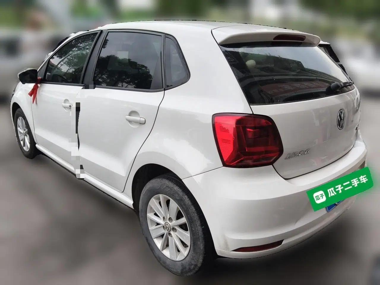 Volkswagen Polo 2016 1.4L Automatic Trendy Model — миниатюра 4
