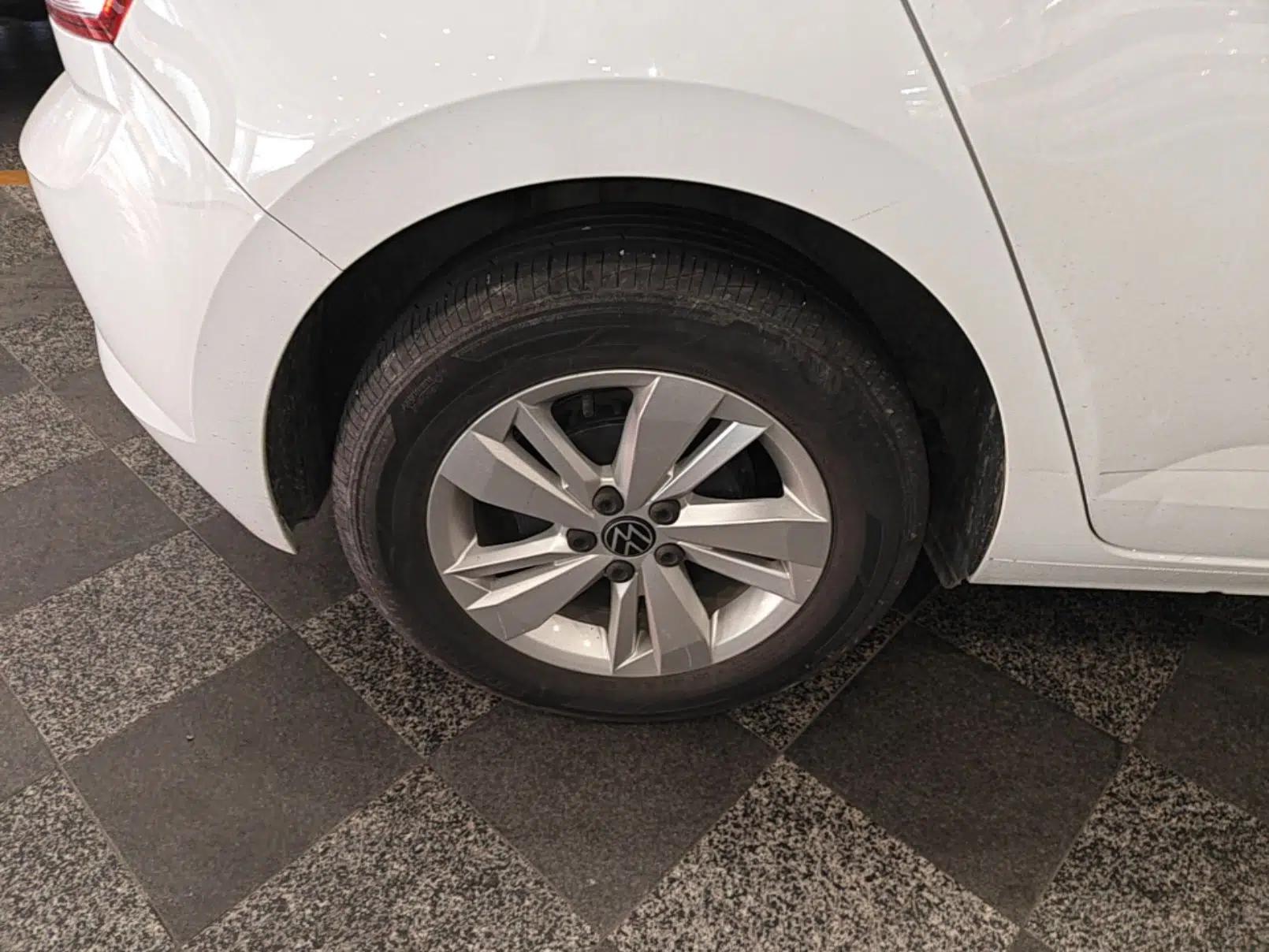 Volkswagen Polo 2023 Revised Plus 1.5L Automatic – Enjoy Life Edition — миниатюра 16