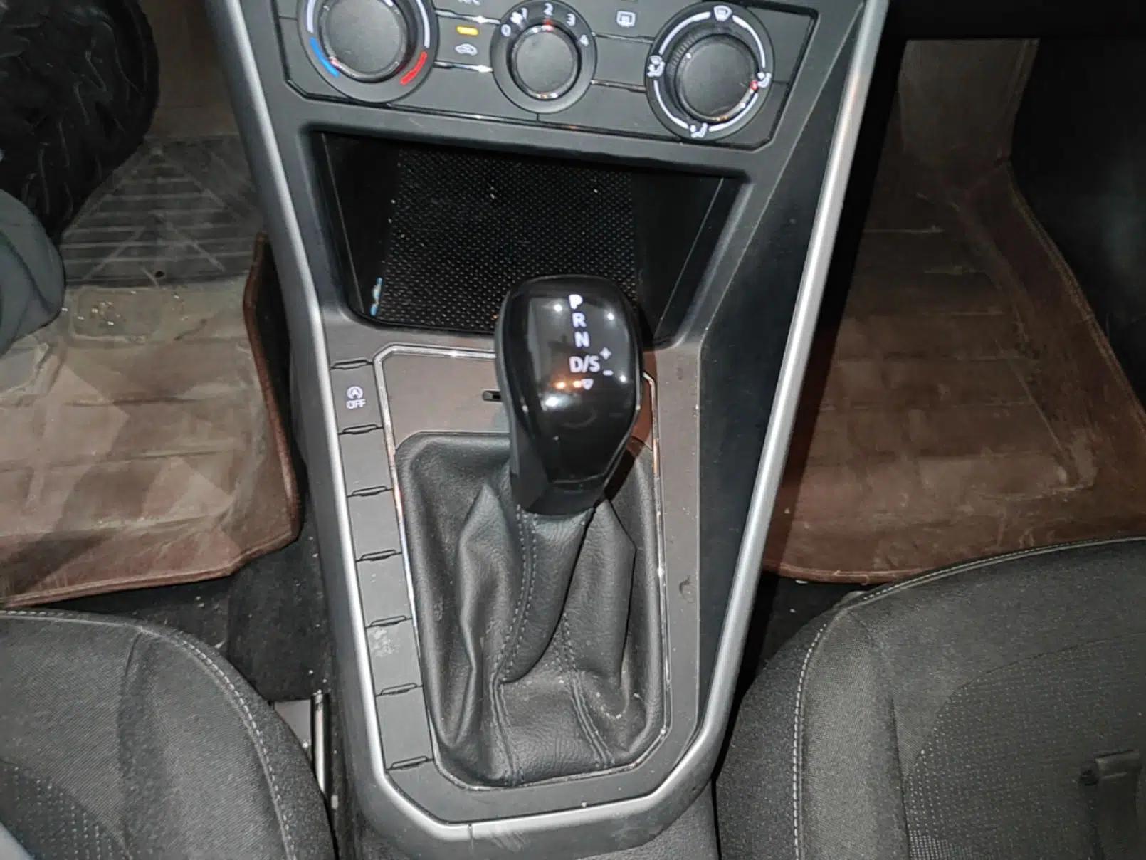 Volkswagen Polo 2023 Revised Plus 1.5L Automatic – Enjoy Life Edition — миниатюра 21