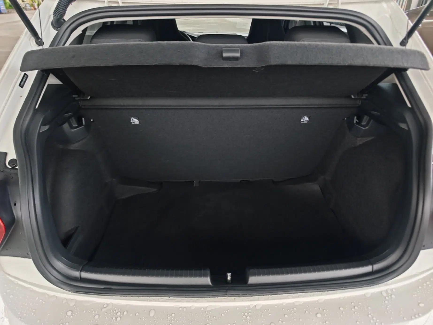 Volkswagen Polo 2021 Plus 1.5L Automatic Panoramic Enjoyment Edition — миниатюра 22