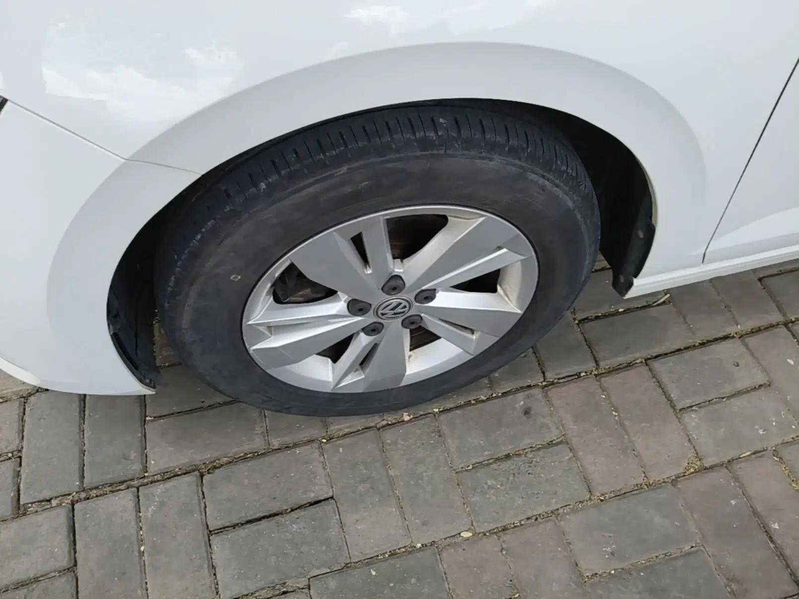 Volkswagen Polo 2019 Plus 1.5L Automatic Panoramic Enjoyment Edition — миниатюра 15