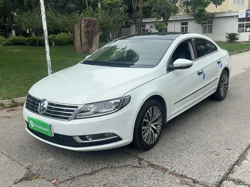Volkswagen FAW-Volkswagen CC 2016 1.8TSI Luxury Model — миниатюра 1