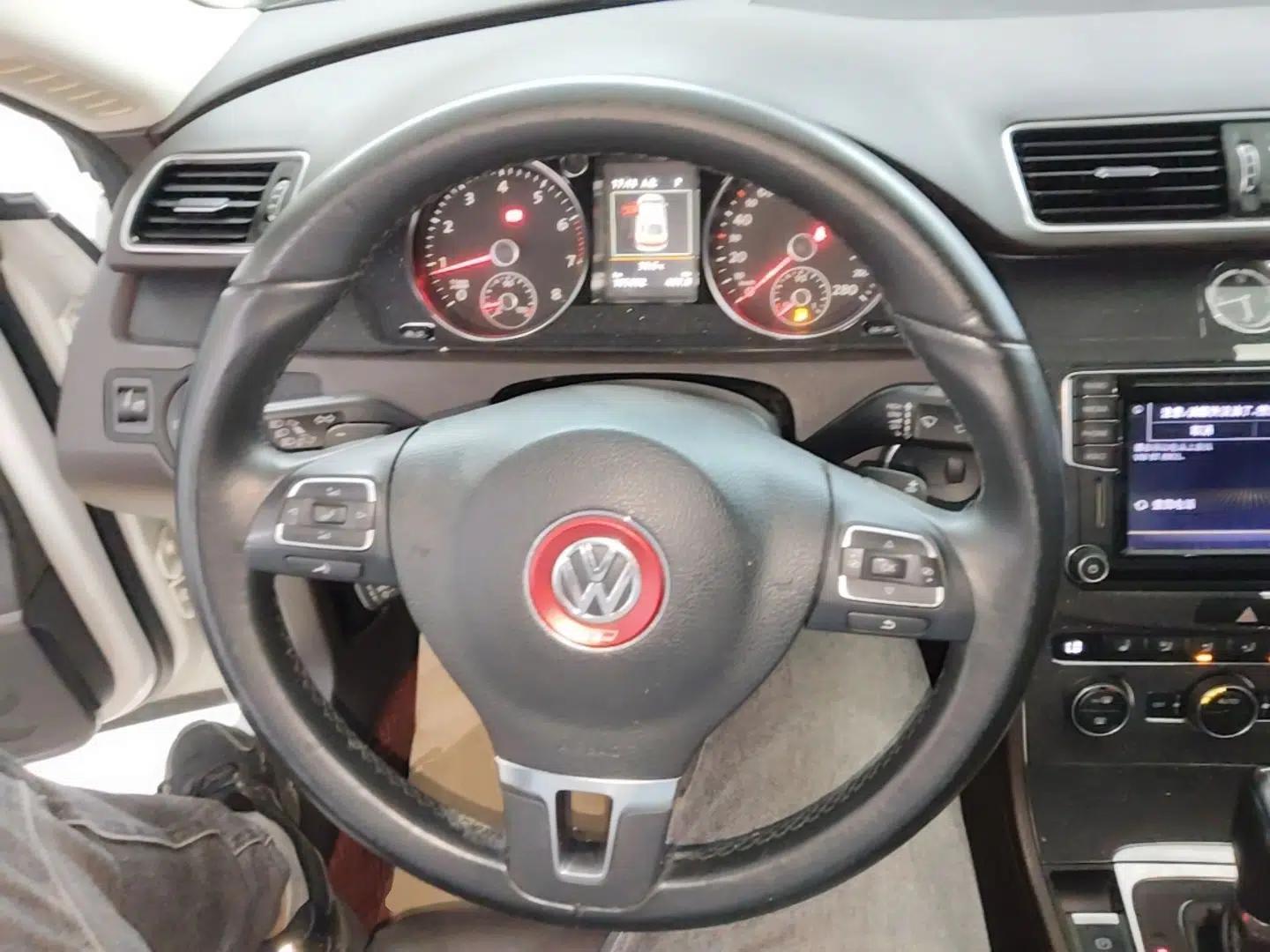 Volkswagen FAW-Volkswagen CC 2016 1.8TSI Luxury Model — миниатюра 18