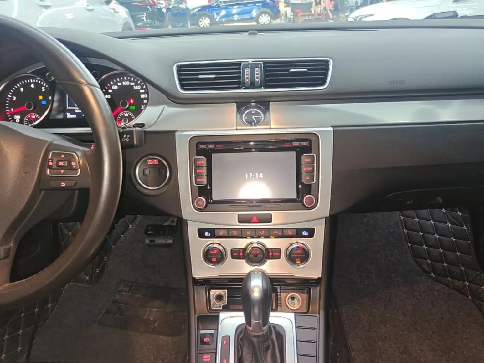 Volkswagen FAW-Volkswagen CC 2016 1.8TSI Luxury Model — миниатюра 23