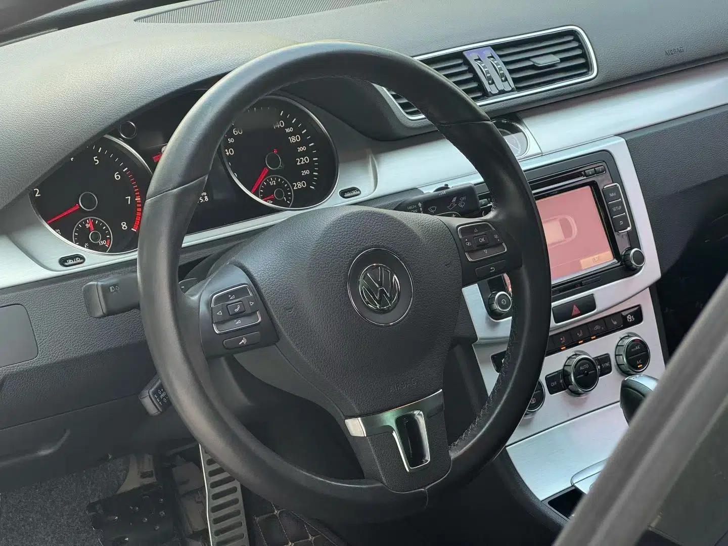 Volkswagen FAW-Volkswagen CC 2016 1.8TSI Luxury Model — миниатюра 31