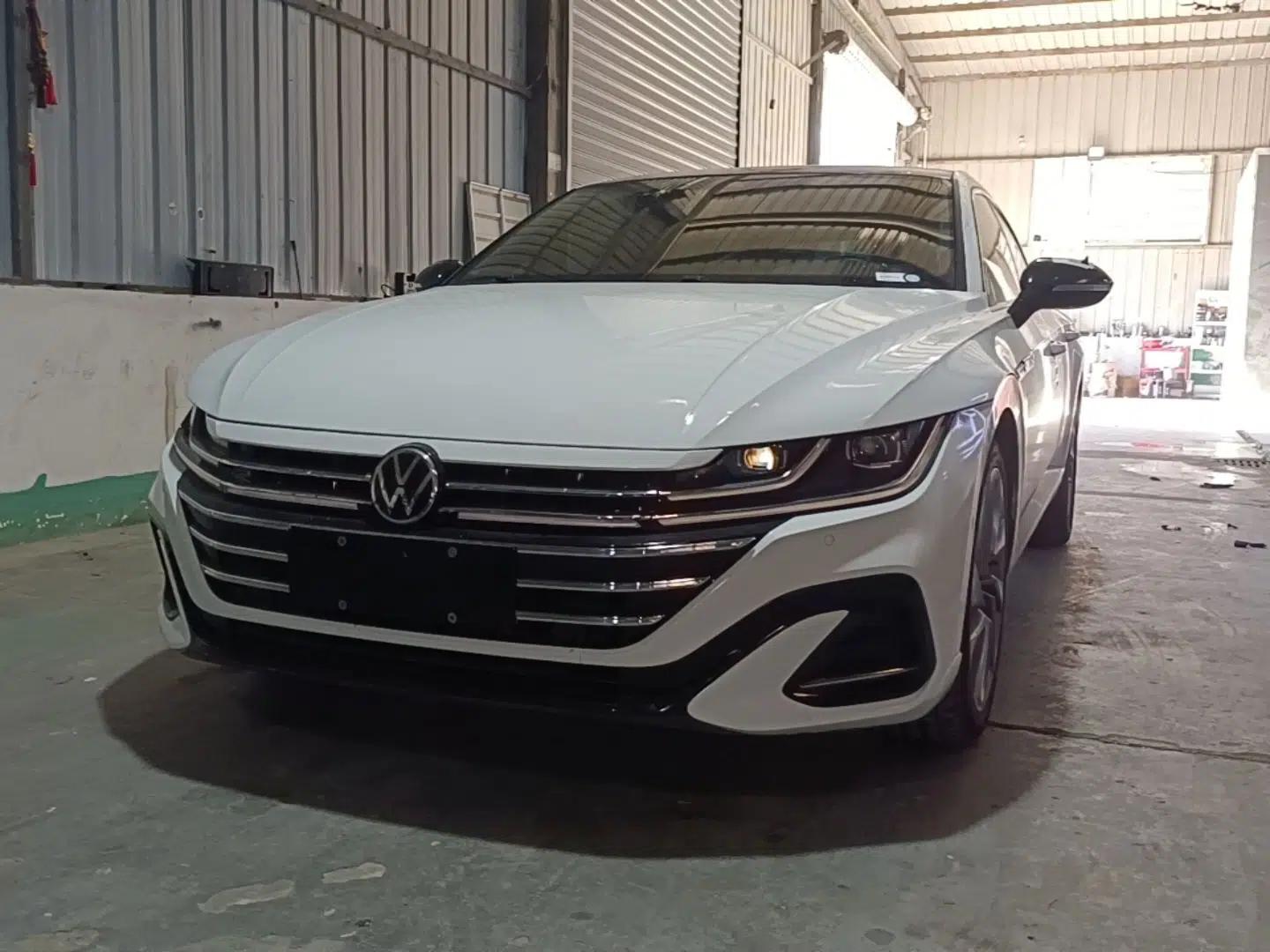 Volkswagen FAW-Volkswagen CC 2021 380TSI Striking Edition — миниатюра 1