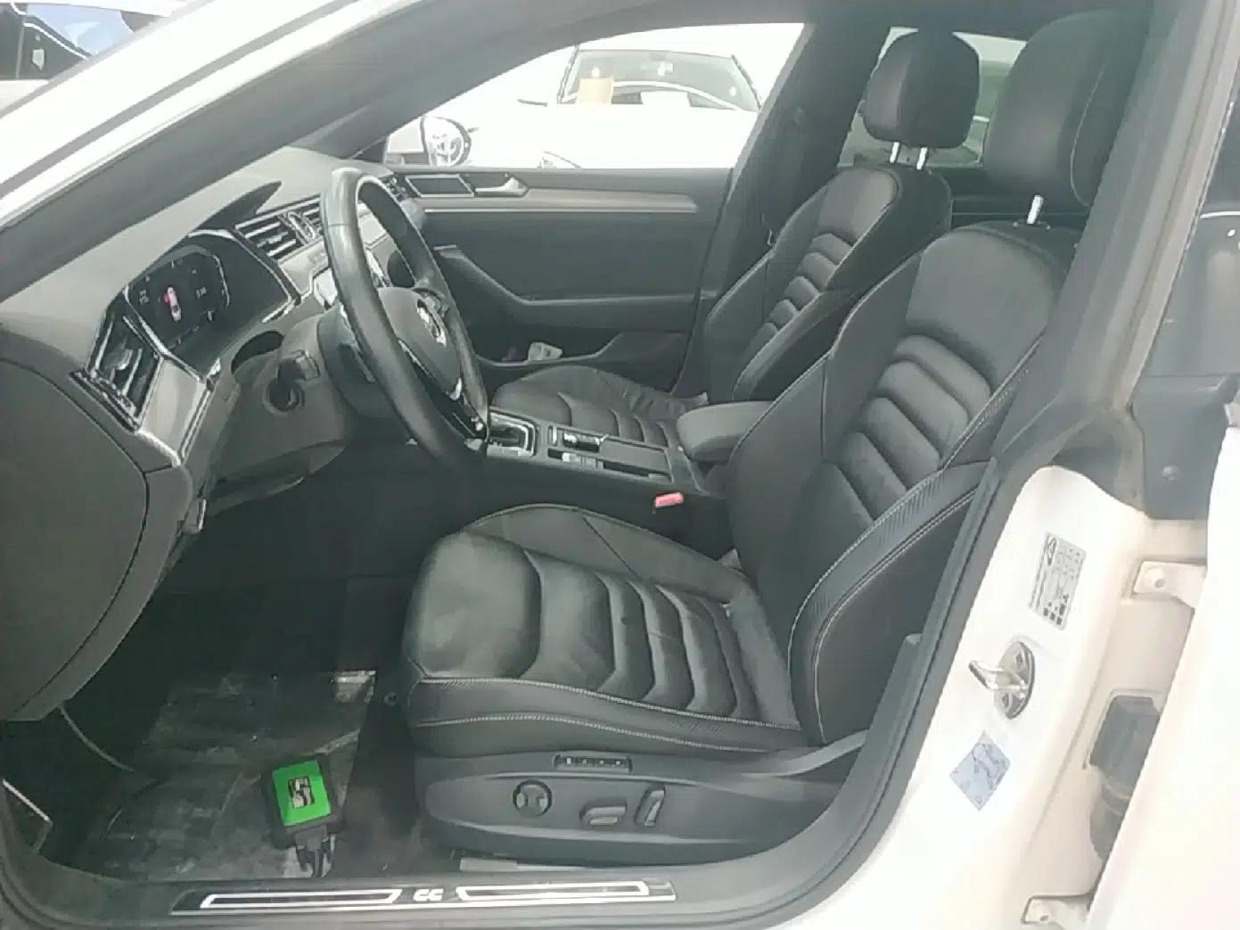 Volkswagen FAW-Volkswagen CC 2020 330TSI Glamour Edition China VI Standard — миниатюра 17