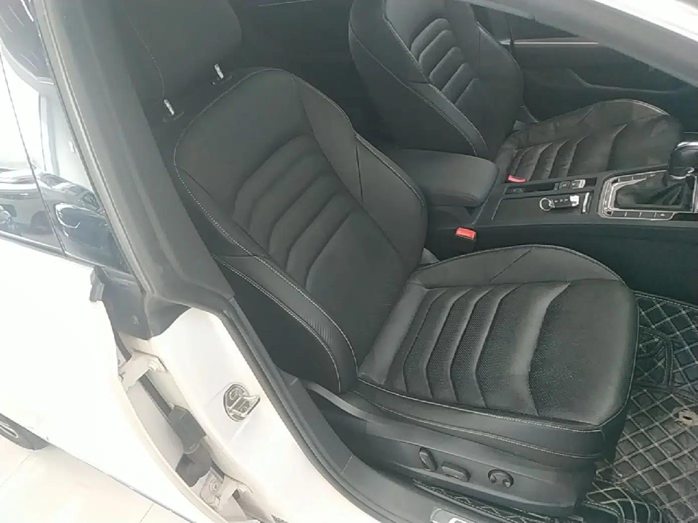 Volkswagen FAW-Volkswagen CC 2020 330TSI Glamour Edition China VI Standard — миниатюра 19