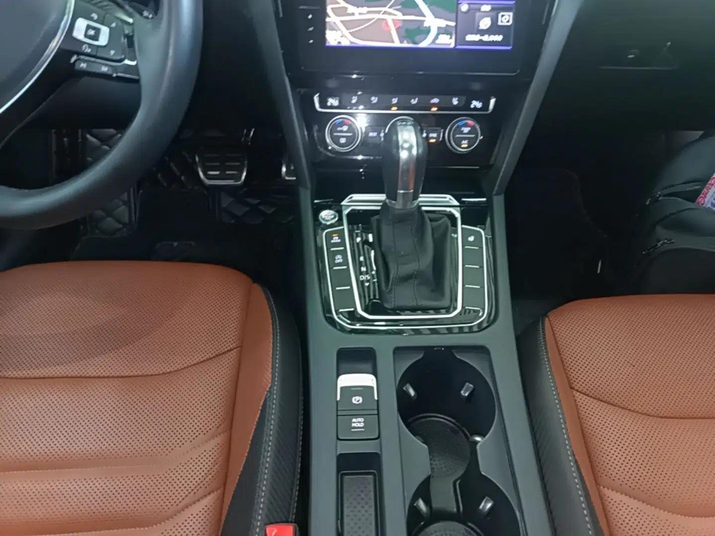 Volkswagen FAW-Volkswagen CC 2019 380TSI Glamour Edition China V Standard — миниатюра 16