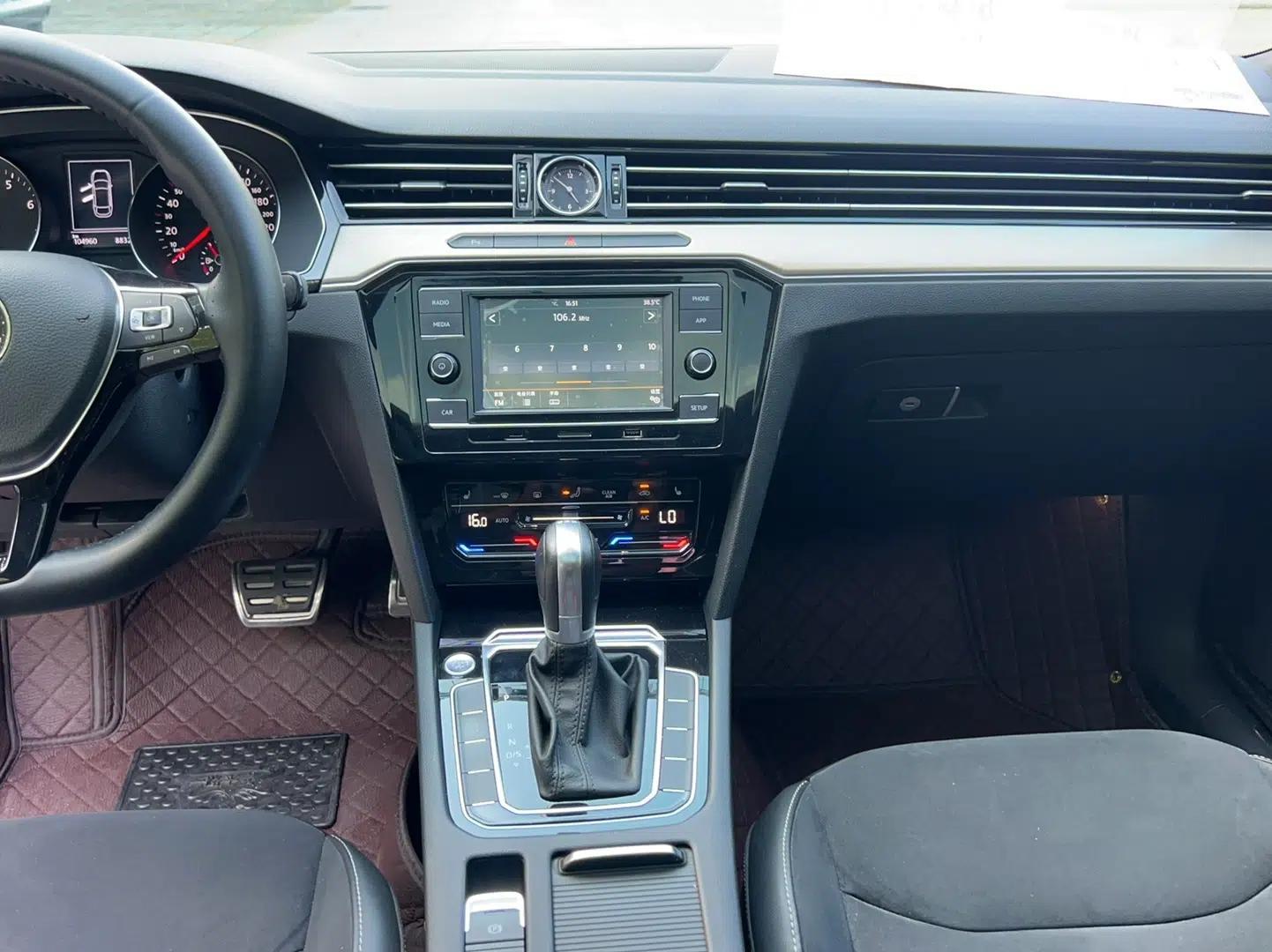 Volkswagen FAW-Volkswagen CC 2020 330TSI Huayan Edition China VI Standard — миниатюра 16