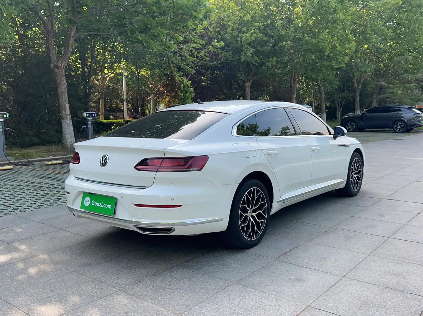 Volkswagen FAW-Volkswagen CC 2020 330TSI Huayan Edition China VI Standard — миниатюра 5