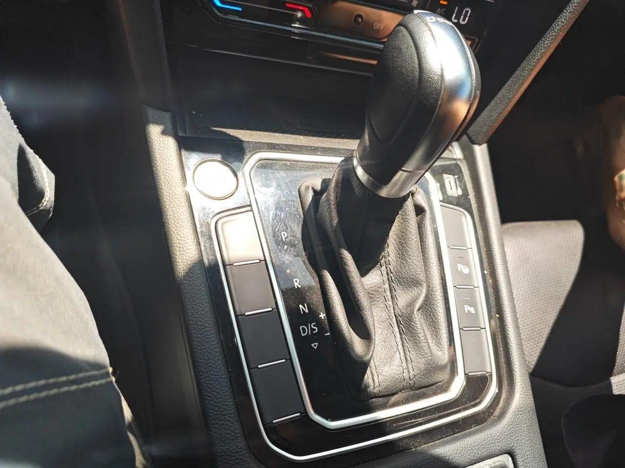 Volkswagen FAW-Volkswagen CC 2021 380TSI Striking Edition — миниатюра 13