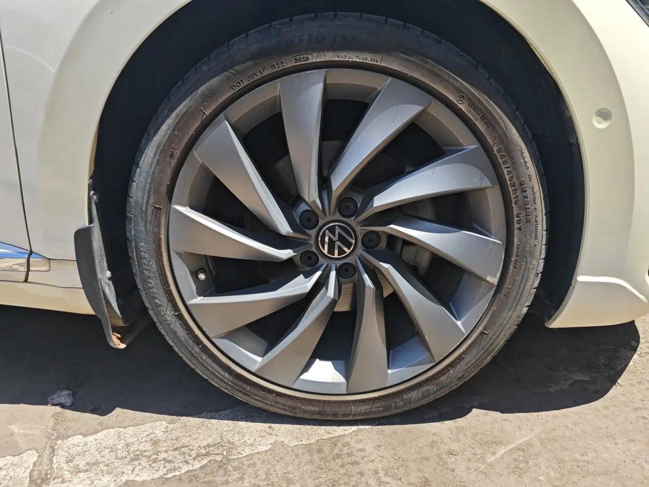 Volkswagen FAW-Volkswagen CC 2021 380TSI Striking Edition — миниатюра 8