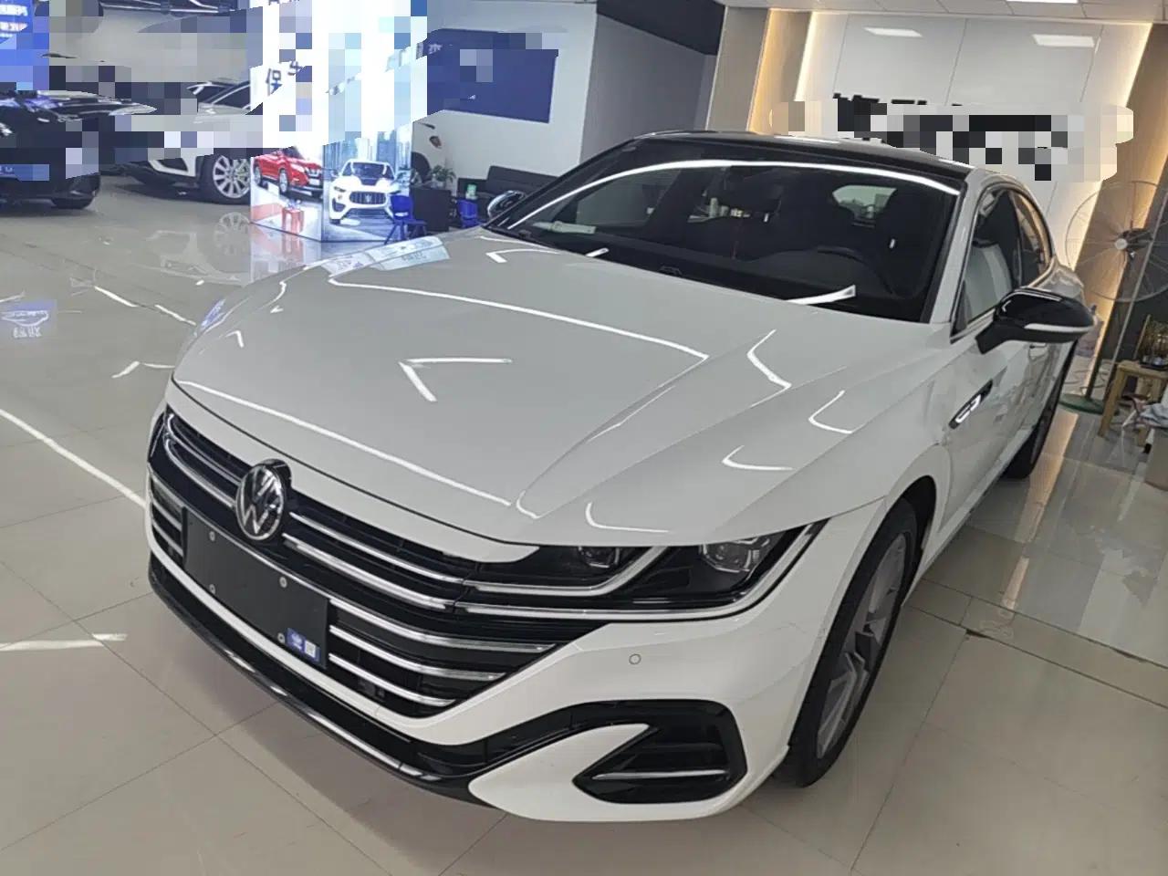 Volkswagen FAW-Volkswagen CC 2023 380TSI Striking Edition — миниатюра 1