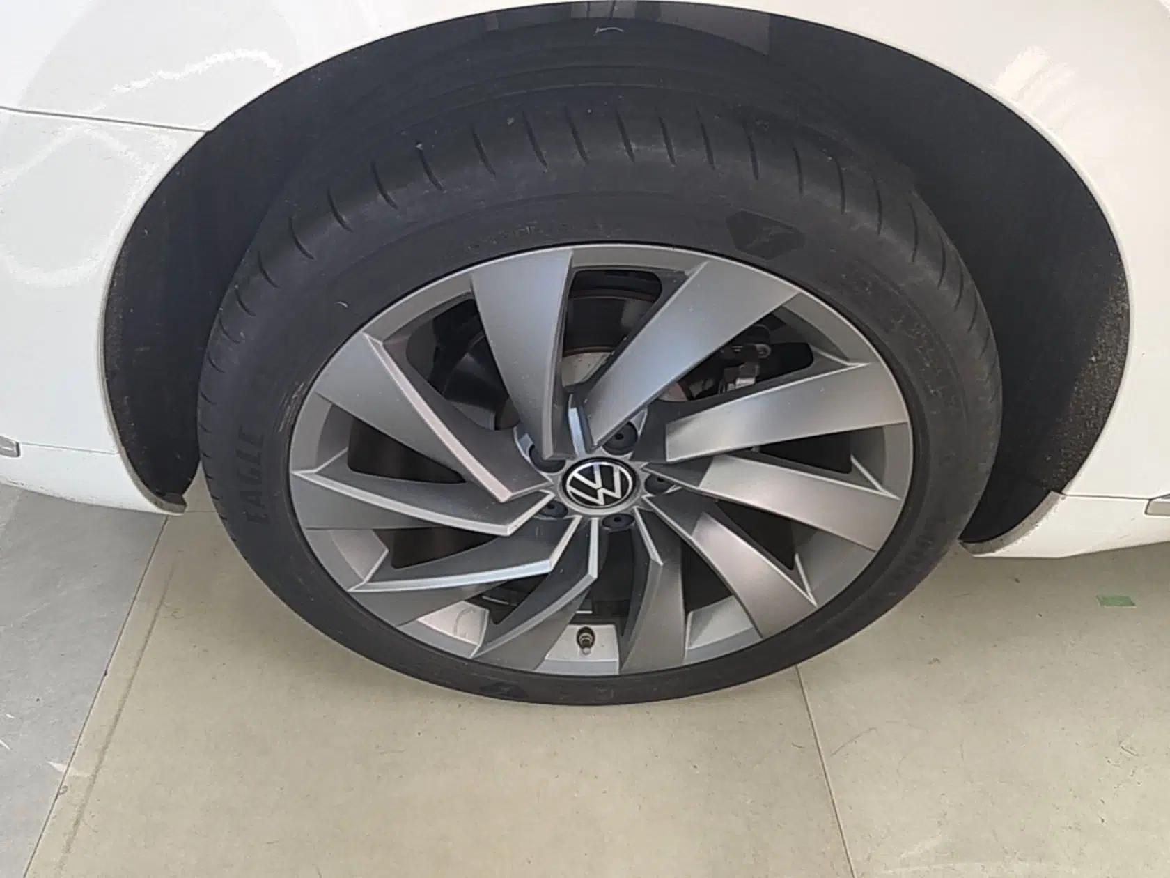 Volkswagen FAW-Volkswagen CC 2023 380TSI Striking Edition — миниатюра 11