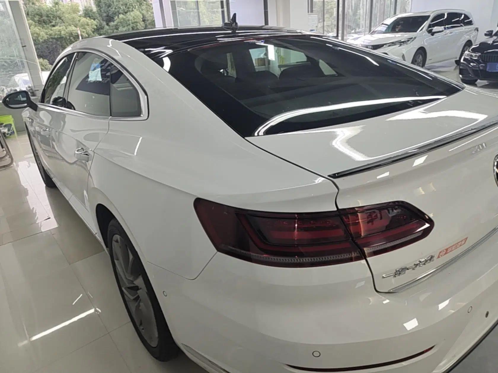Volkswagen FAW-Volkswagen CC 2023 380TSI Striking Edition — миниатюра 4