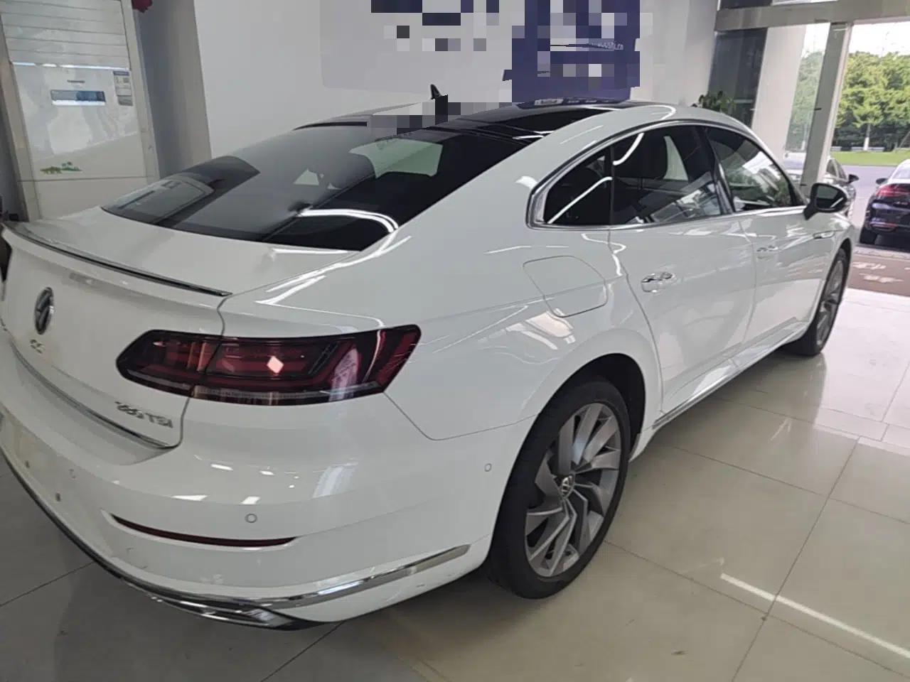 Volkswagen FAW-Volkswagen CC 2023 380TSI Striking Edition — миниатюра 6