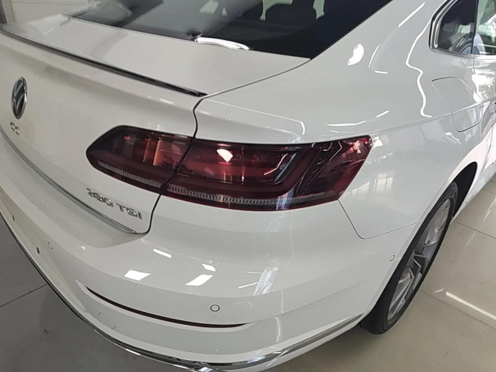 Volkswagen FAW-Volkswagen CC 2023 380TSI Striking Edition — миниатюра 9